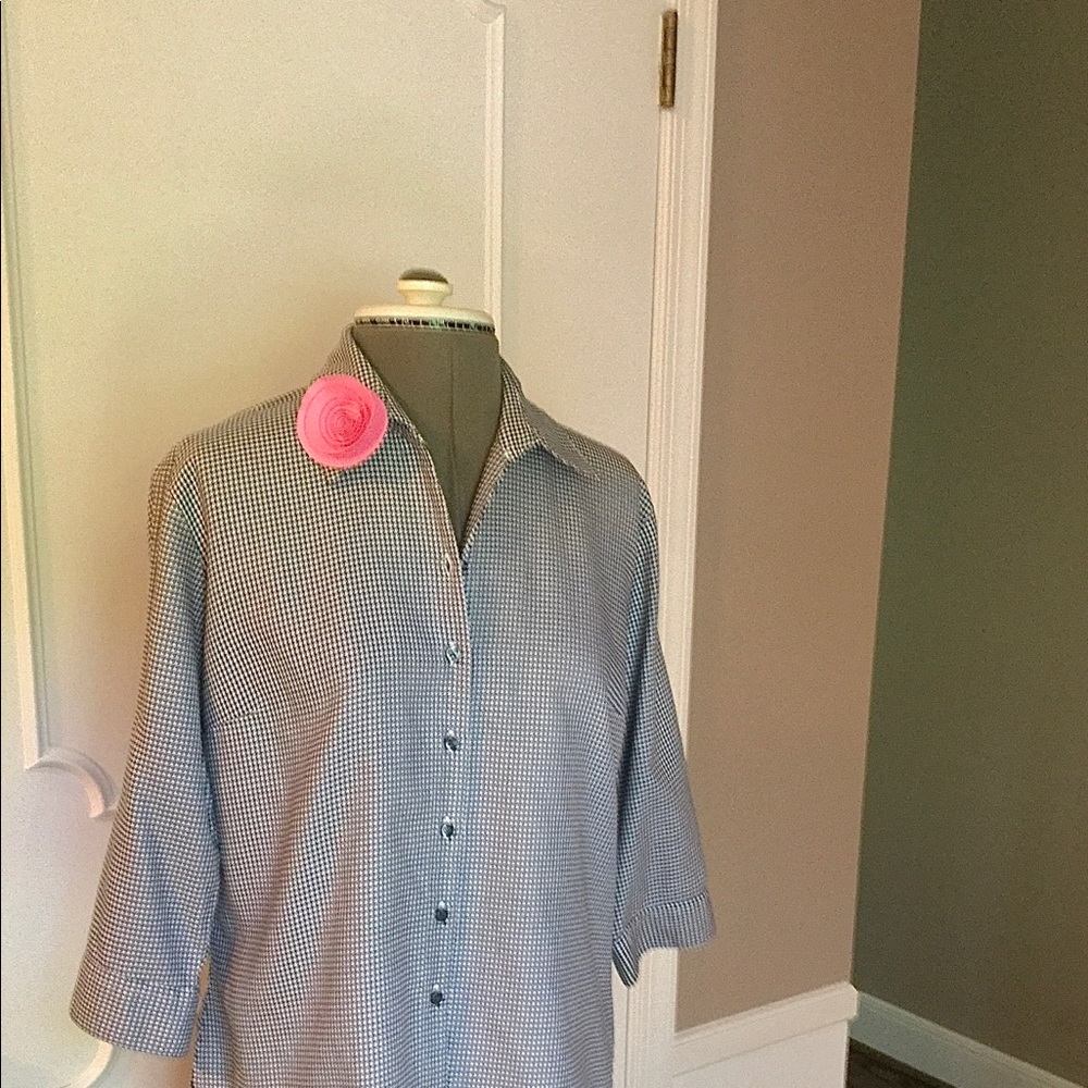 Talbots 100% cotton black&white check blouse